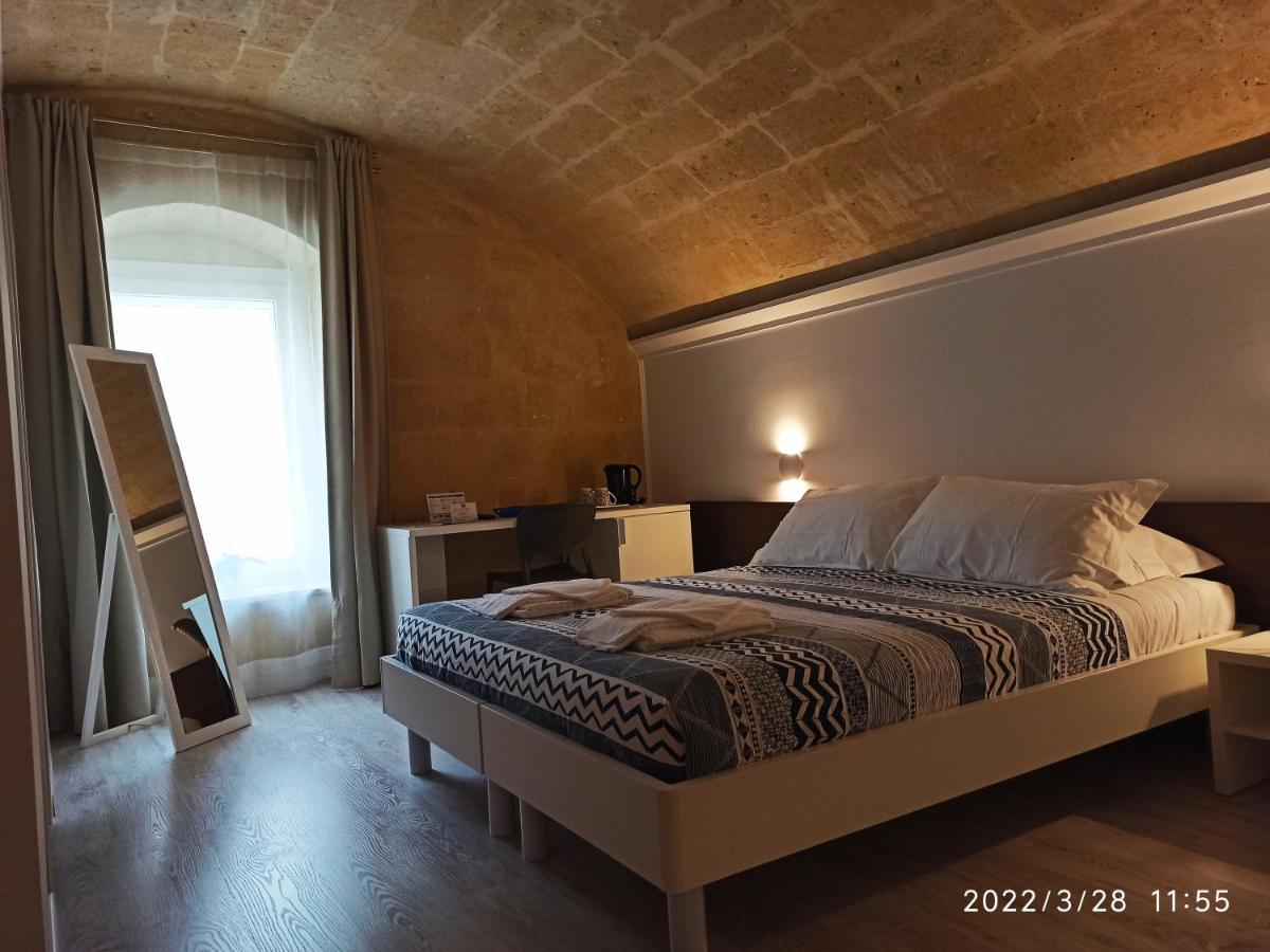 Hotel In & Out Matera Zewnętrze zdjęcie